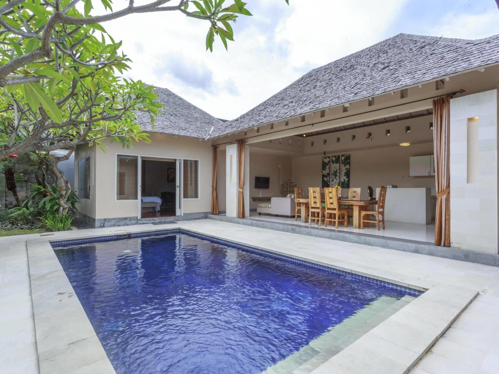 Kamuela Villas Seminyak Dış mekan fotoğraf